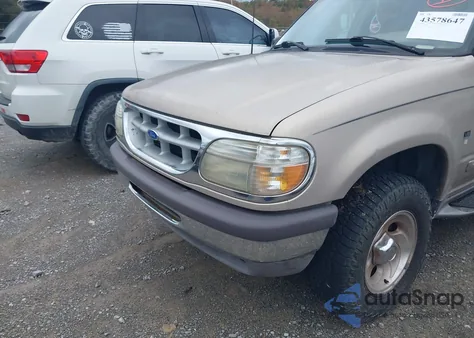 1997 Ford Explorer Eddie Bauer/Limited/Xlt from USA, damaged, VIN 1FMDU35P2VZA66397